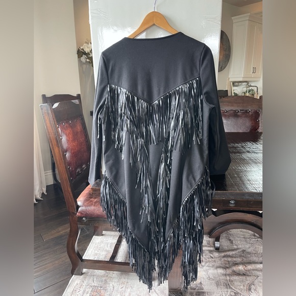 GOLDIE fringe black jacket - Picture 3 of 5